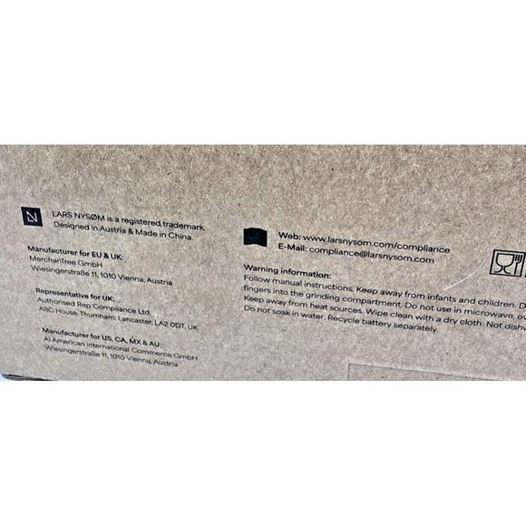 LARS NYSØM Austrian Design Electric Salt and Pepper Grinder Set Taupe Brown USB - Picture 13 of 13